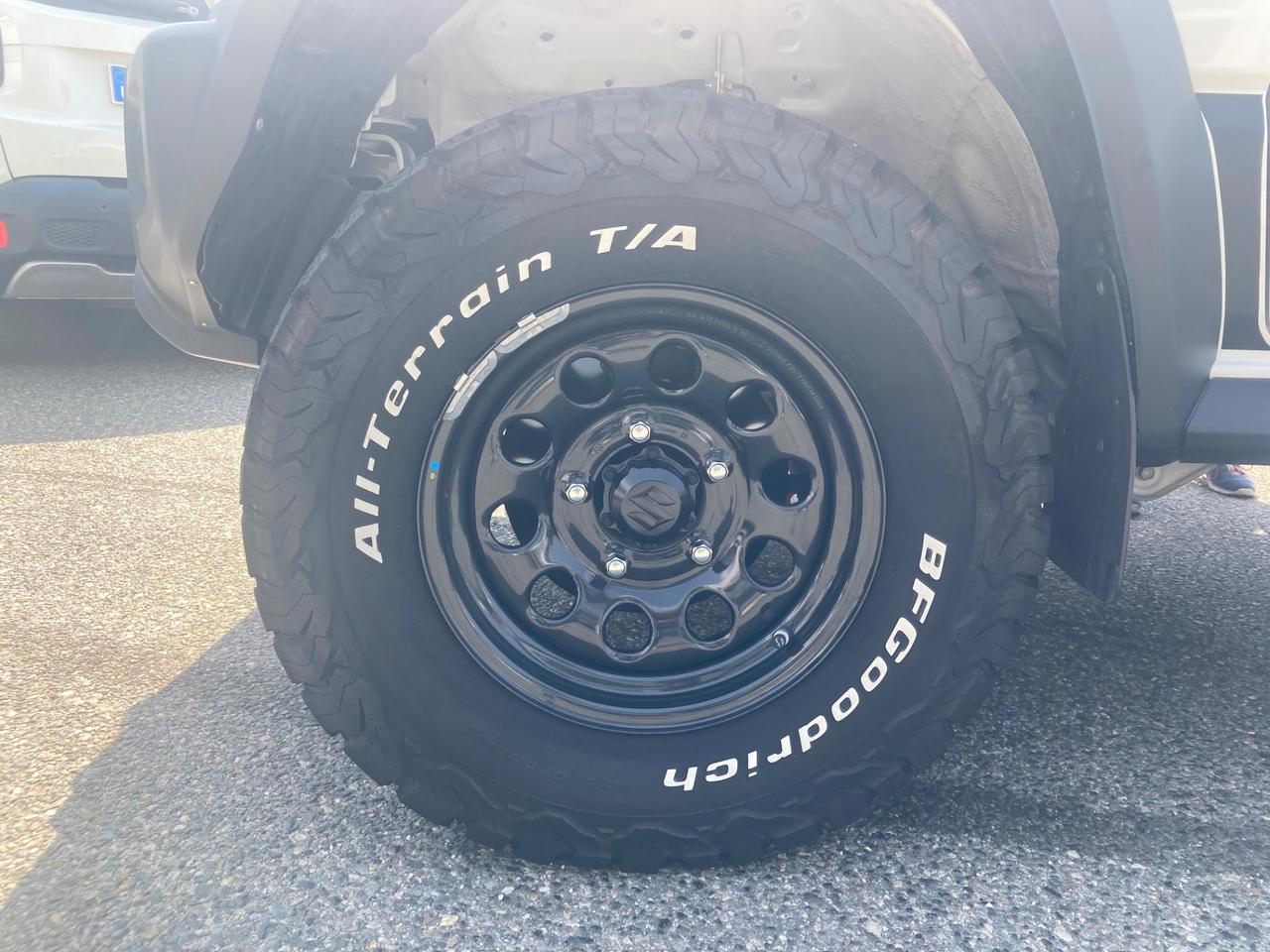 Suzuki Jimny 1.5 5MT PRO (N1)