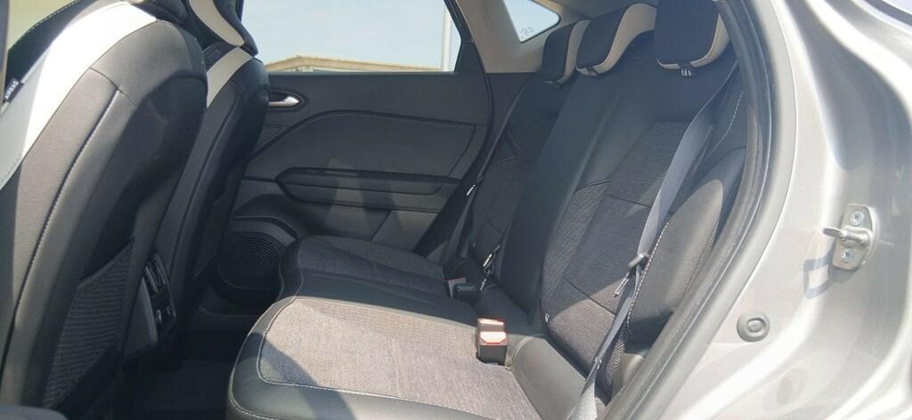 Renault Captur 1.0 TCe GPL Techno Fast Track