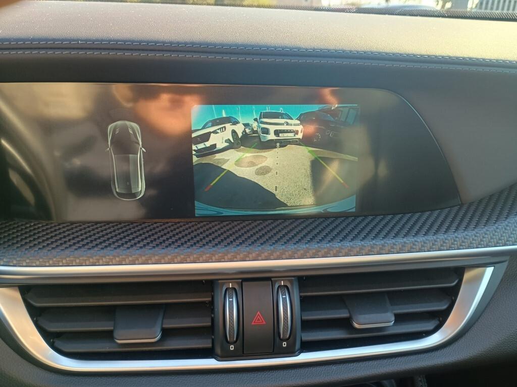 Alfa Romeo Stelvio 2.9 Bi-Turbo V6 520 CV AT8 Q4 Quadrifoglio