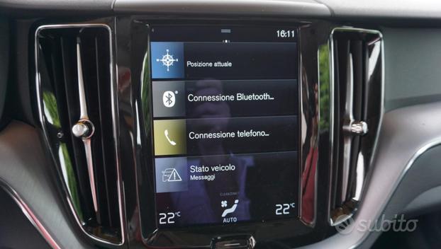 VOLVO XC60 B4 (d) AWD Geartronic Momentum