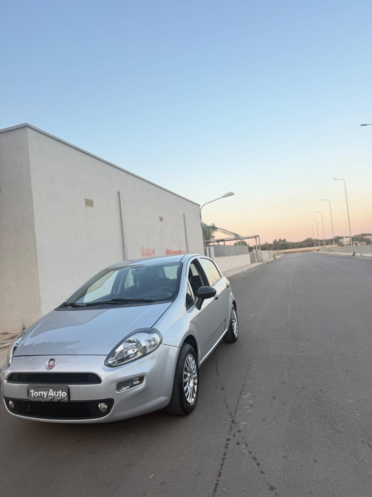 Fiat Punto 5p 1.2 Active CON GPL DI SERIE DALLA CASA MADRE, CLIMA,USB, LETTORE MP3,START & STOP