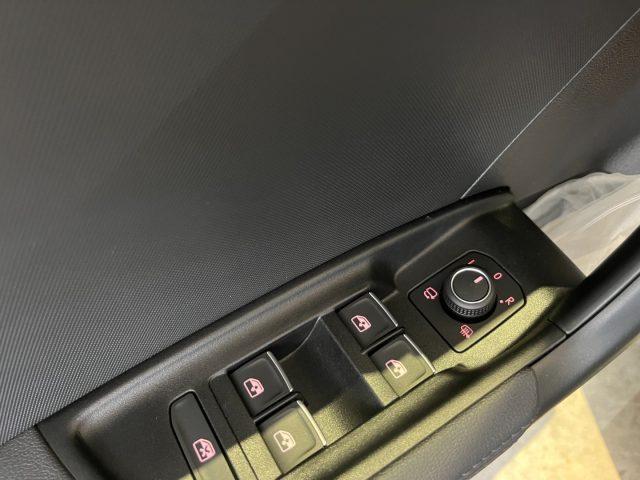 AUDI A1 SPB 30 TFSI Stronic S line edition "17 Sline/F.Led