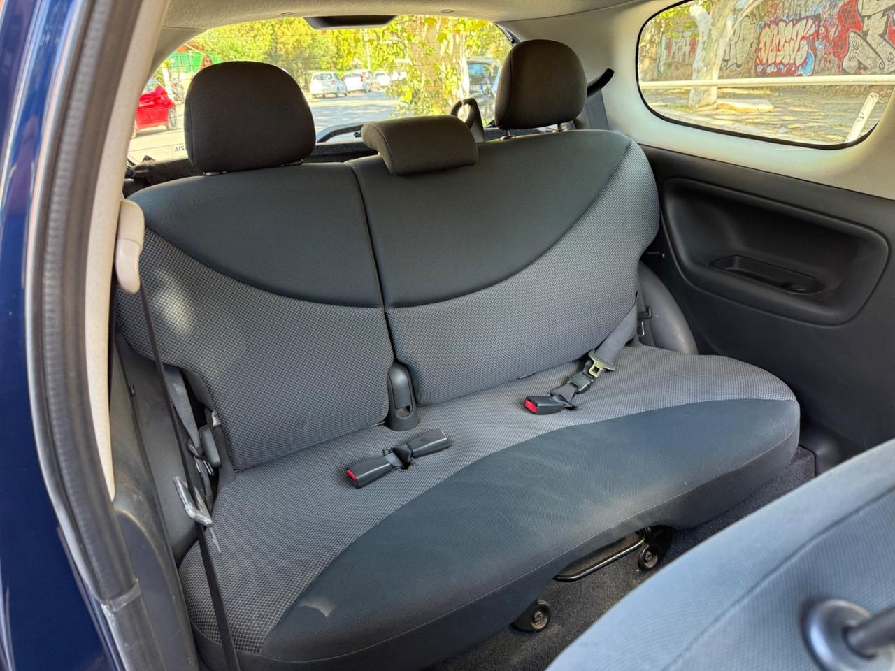 Toyota Yaris 1.0i 16V 5p *67.000km*