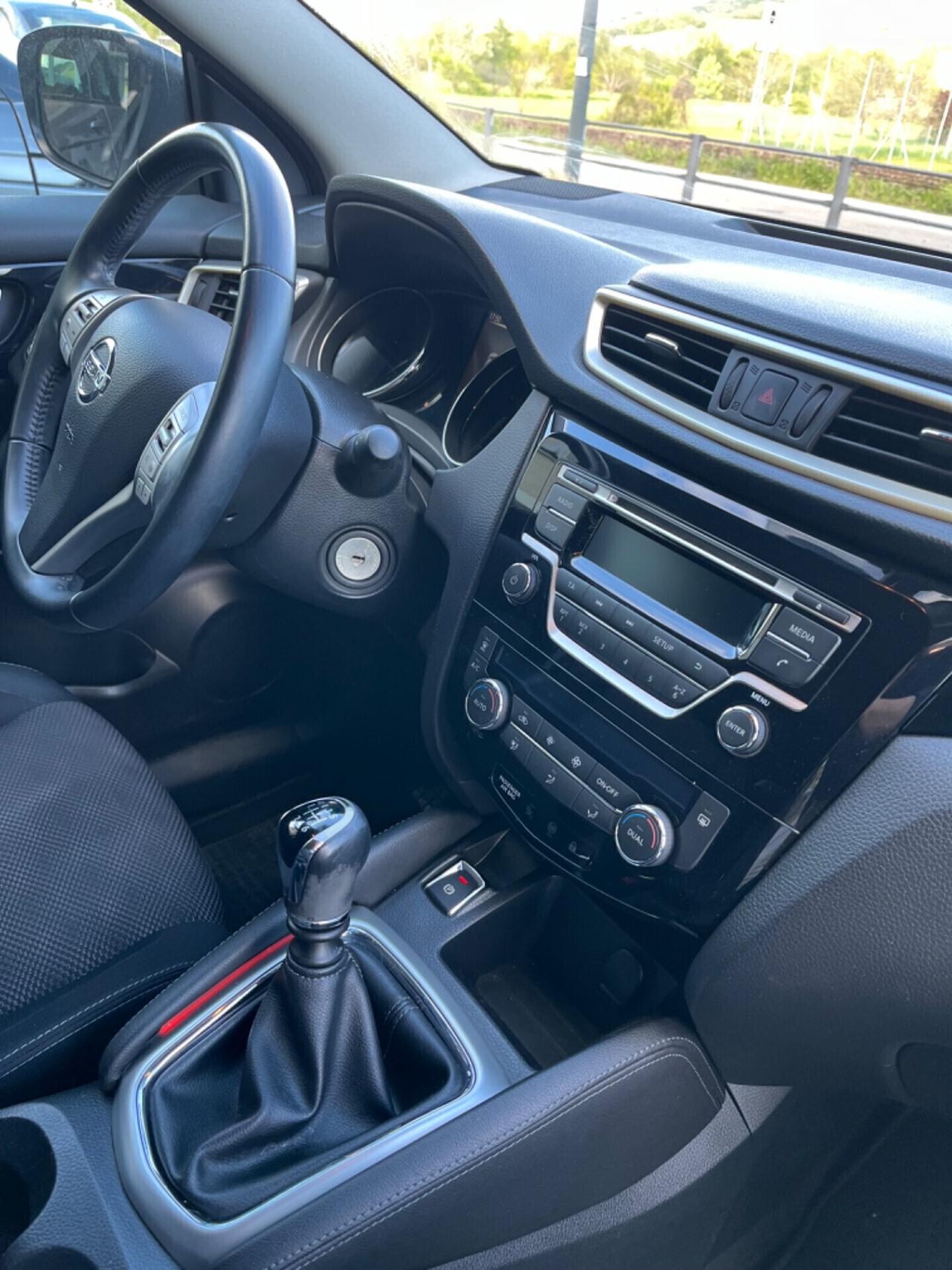 Nissan Qashqai 1.6 dCi 4WD Tekna