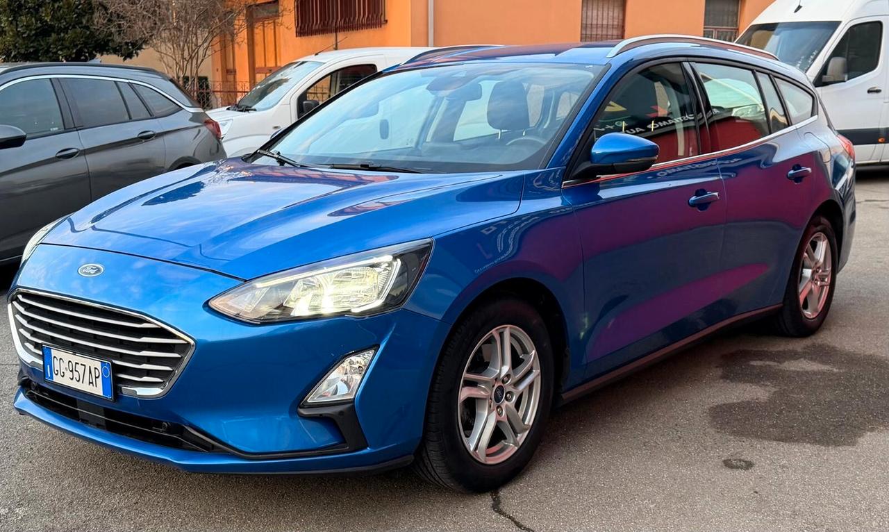 Ford Focus 1.5 120 CV SW Navi Fari Led Garanzia Full