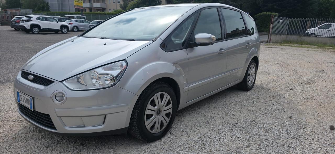 Ford S-Max 2.0 TDCi 140CV Titanium 7 posti