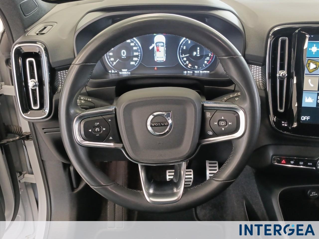 VOLVO XC40 1.5 t3 R-design 163cv auto my21