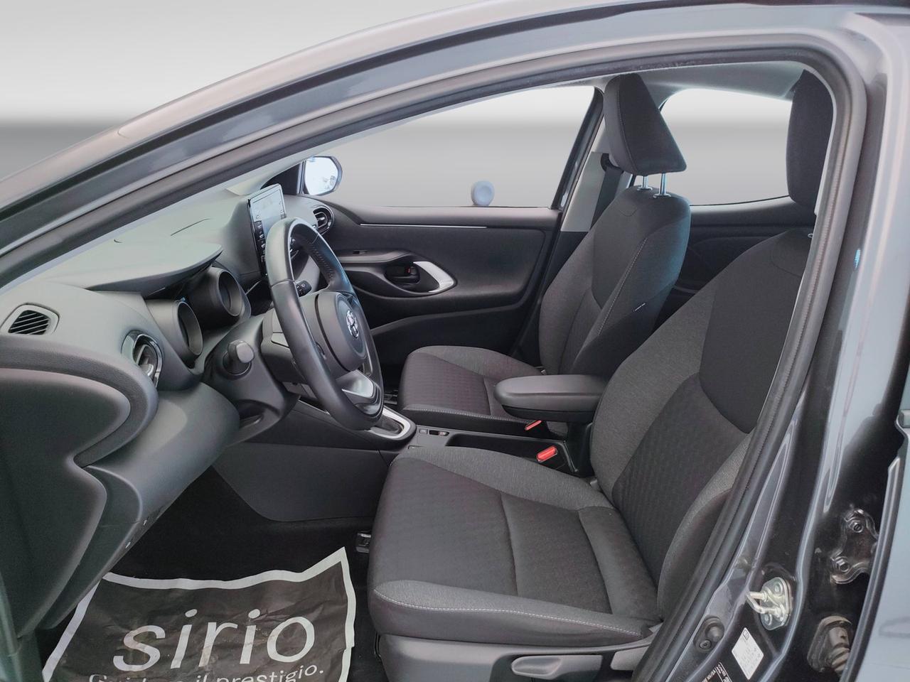 TOYOTA Yaris IV 2020 - Yaris 1.5h Trend