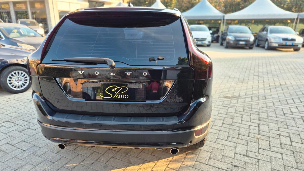 Volvo XC60 AWD 2.4/120KW/163CV /AUTOMATICO /SENSORI/PELLE/RSE