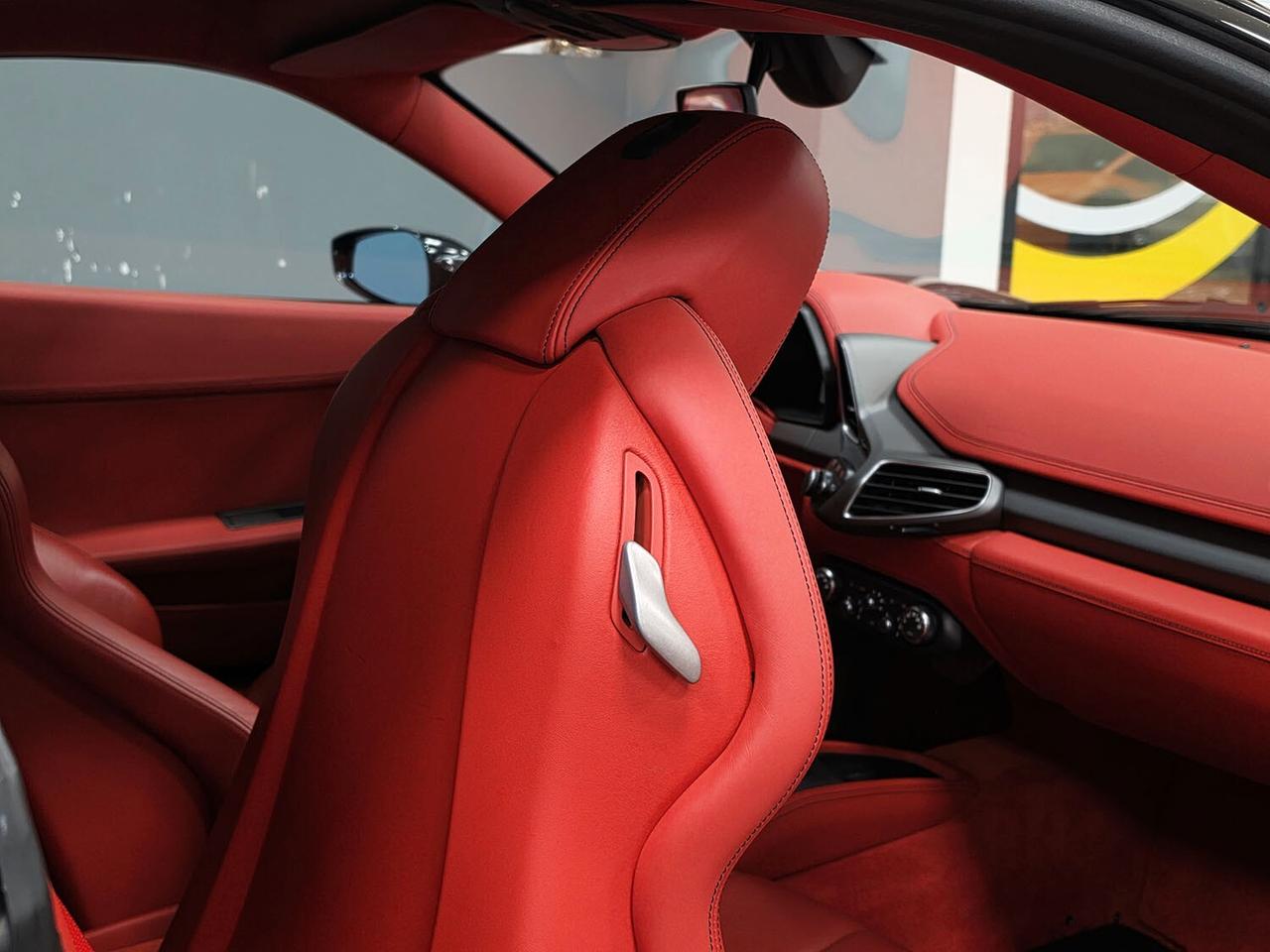 Ferrari 458 Italia DCT