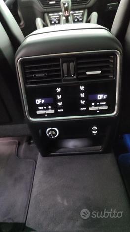 PORSCHE Cayenne Coupe 3.0 tiptronic "NAVI"LED"P