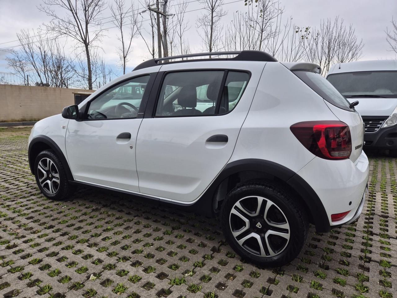 Dacia Sandero Stepway 0.9 TCe Turbo GPL 90 CV S&S Techroad