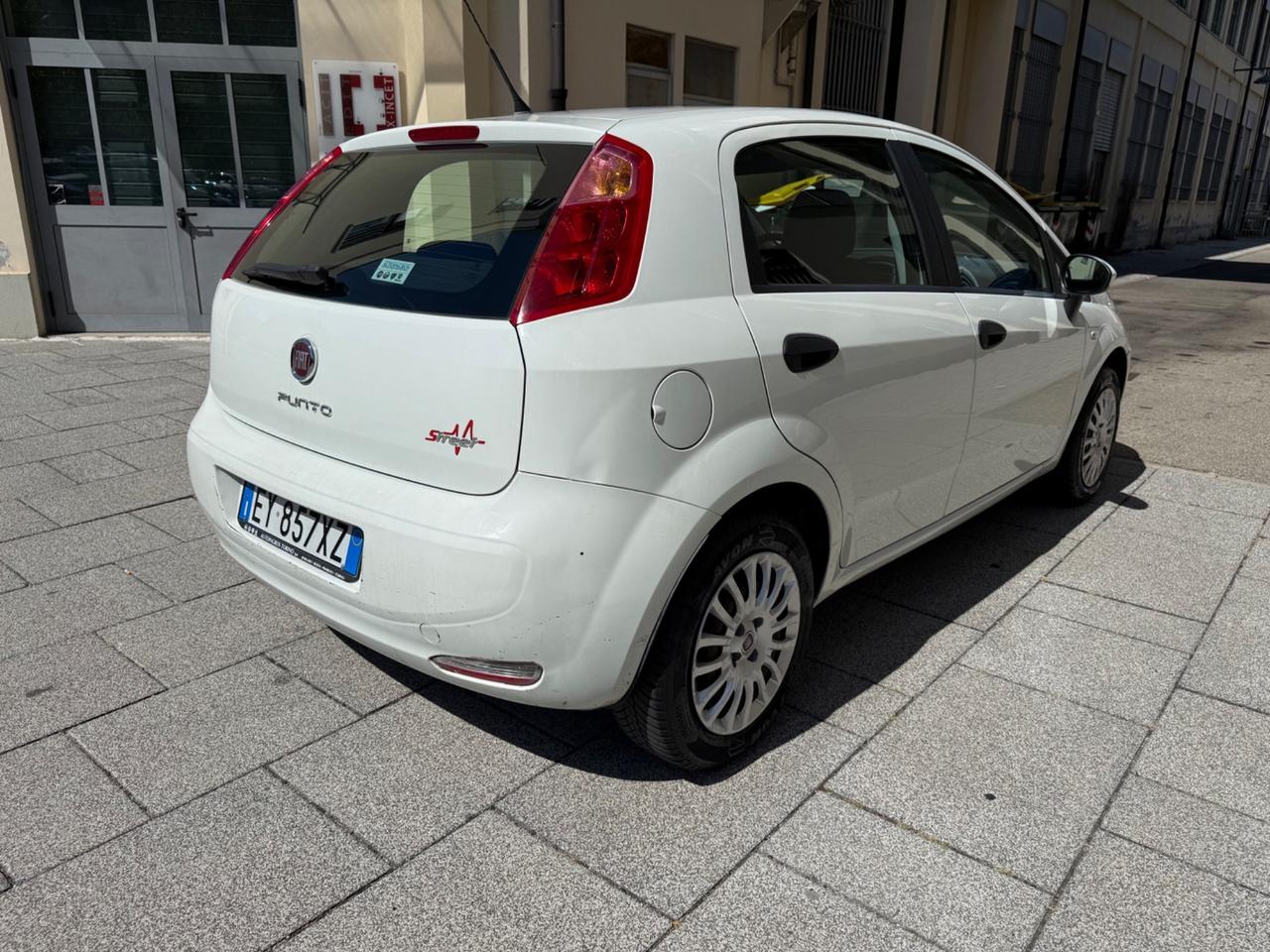 Fiat Punto 1.4 8V 5 porte Easypower Street