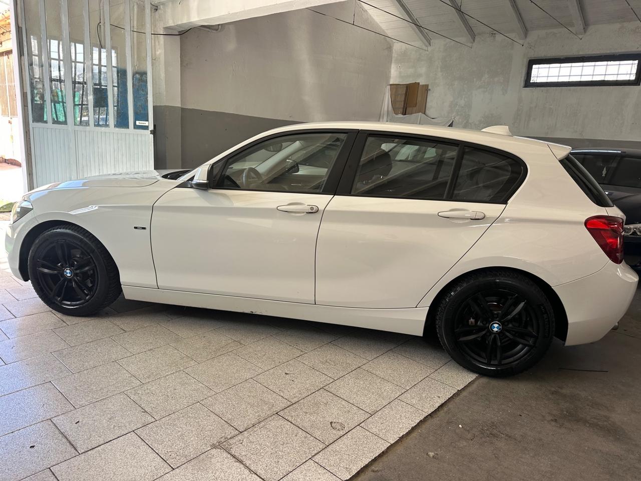 Bmw 116 5p Efficient Dynamics Urban