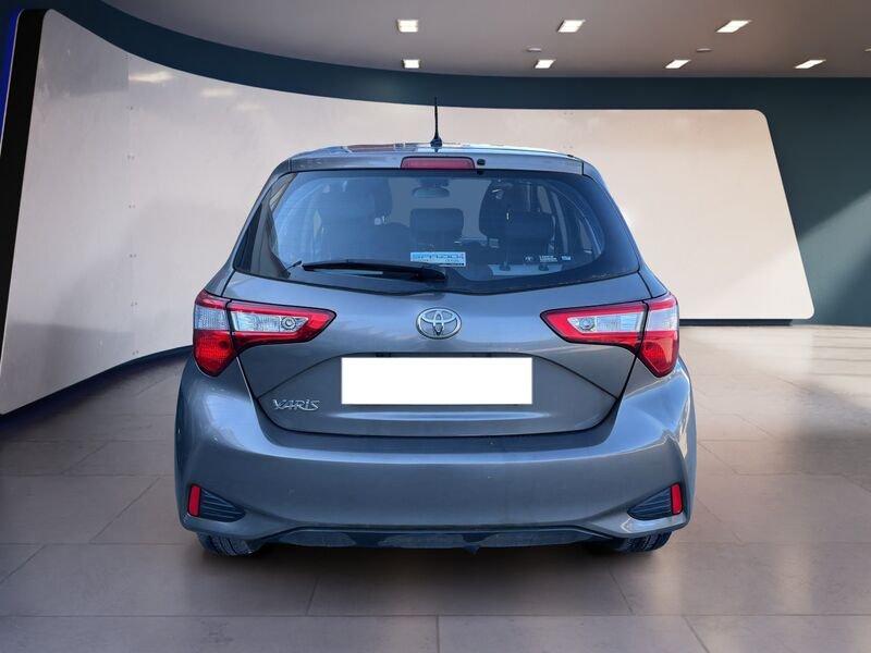 Toyota Yaris III 2017 5p 1.0 Active my18