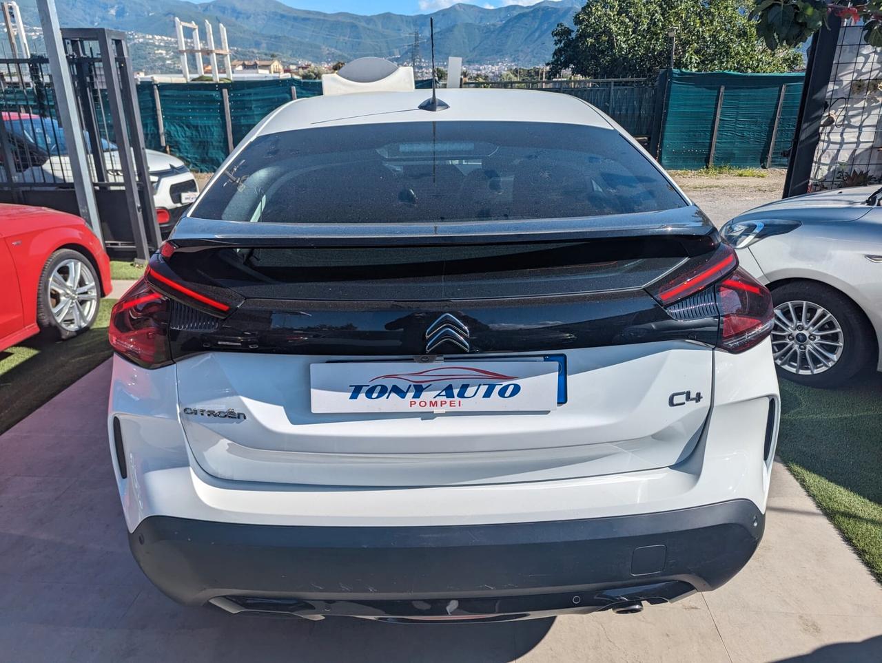Citroen C4 PureTech 130 S&S EAT8 Shine camera navi nordita