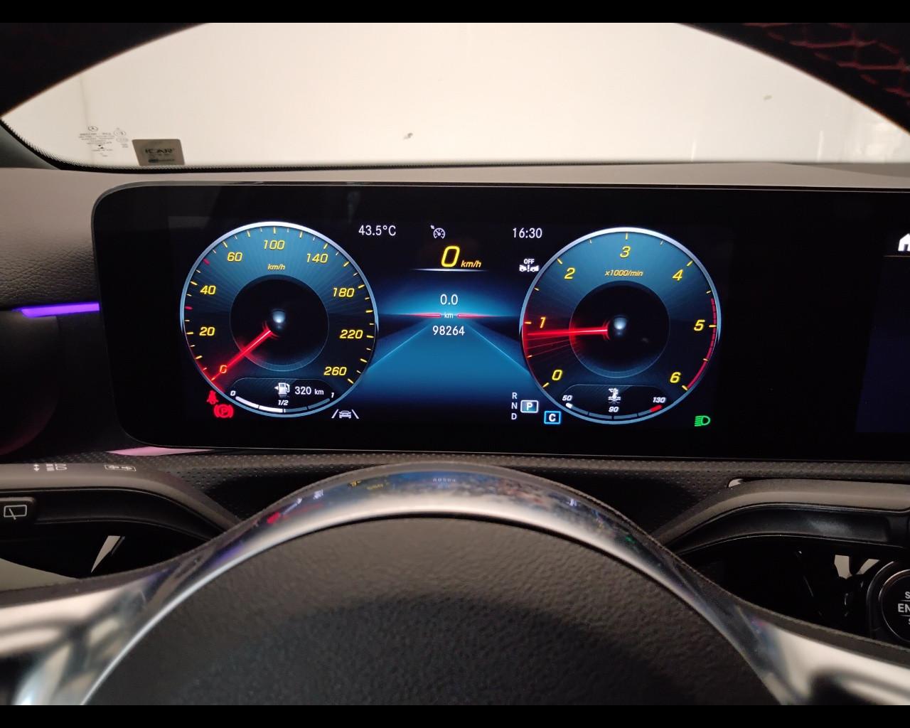 Mercedes-Benz Classe A - W177 2018 - A 180 d Premium auto