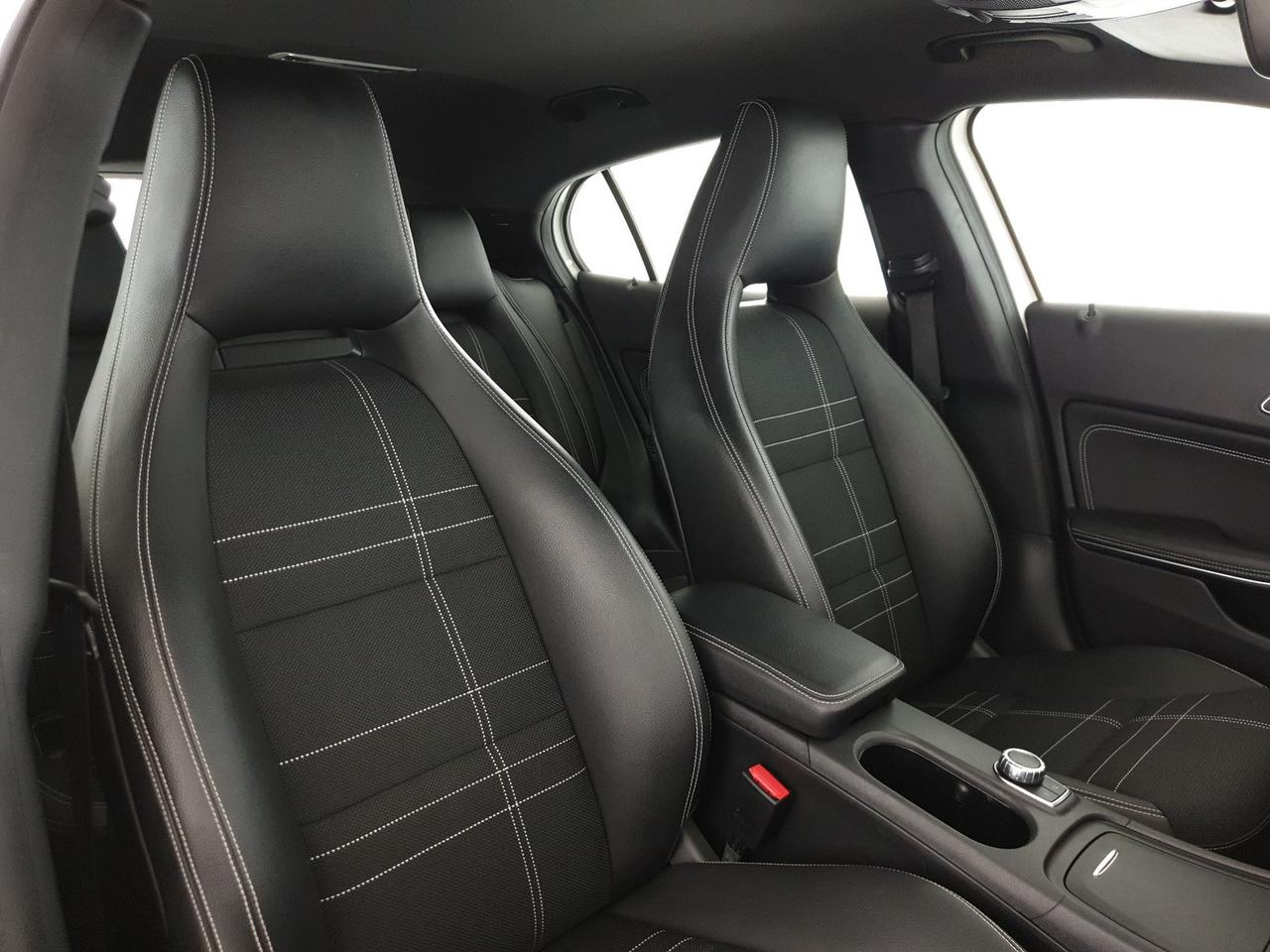 Mercedes-Benz GLA 200 d (cdi) executive auto