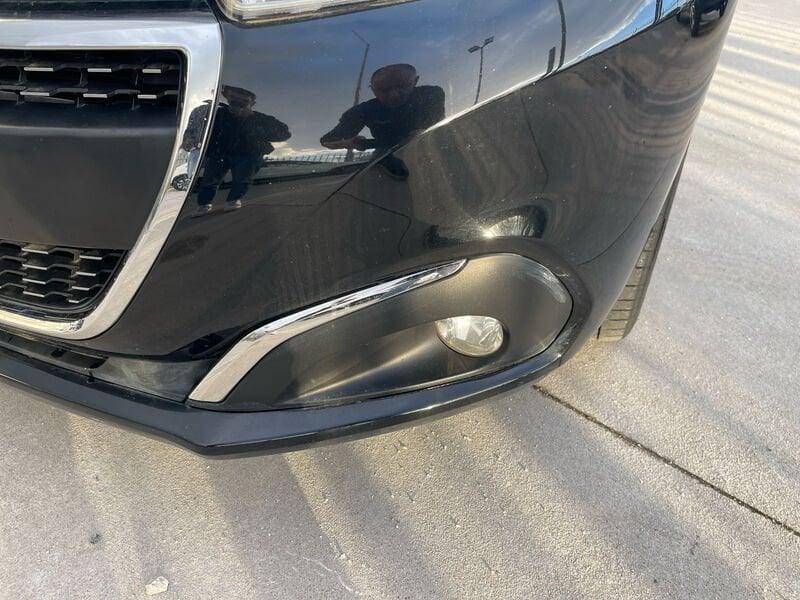 Peugeot 208 Allure BlueHDi 75cv