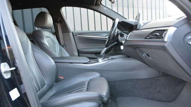 BMW 530 Touring LCI 530d Touring mhev 48V Msport auto