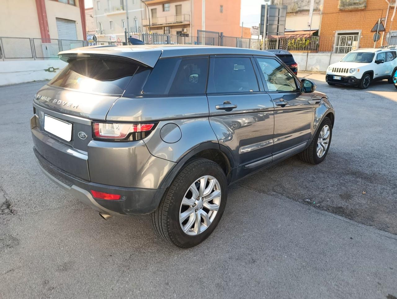 Land Rover Range Evoque 2.0 TD4 150 CV 5p. Pure