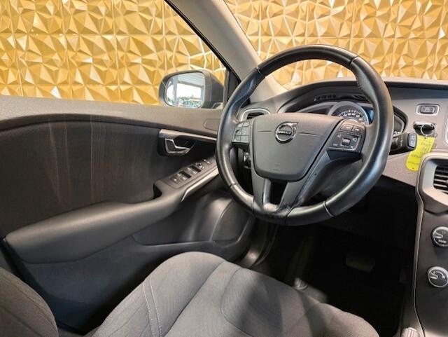 Volvo V40 D2 Geartronic Business