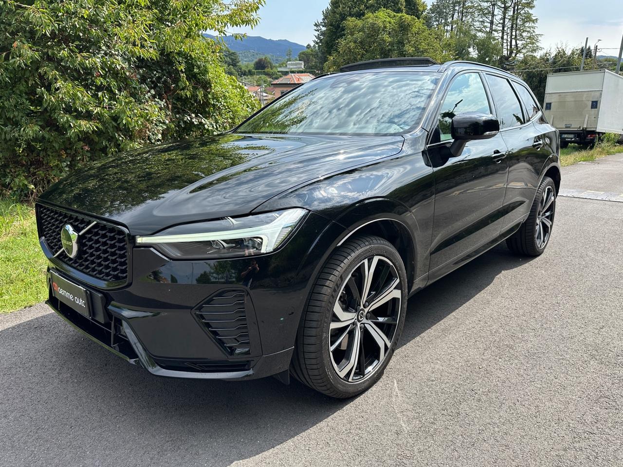 Volvo XC 60 B5 (d) AWD Ultimate Dark - 2023