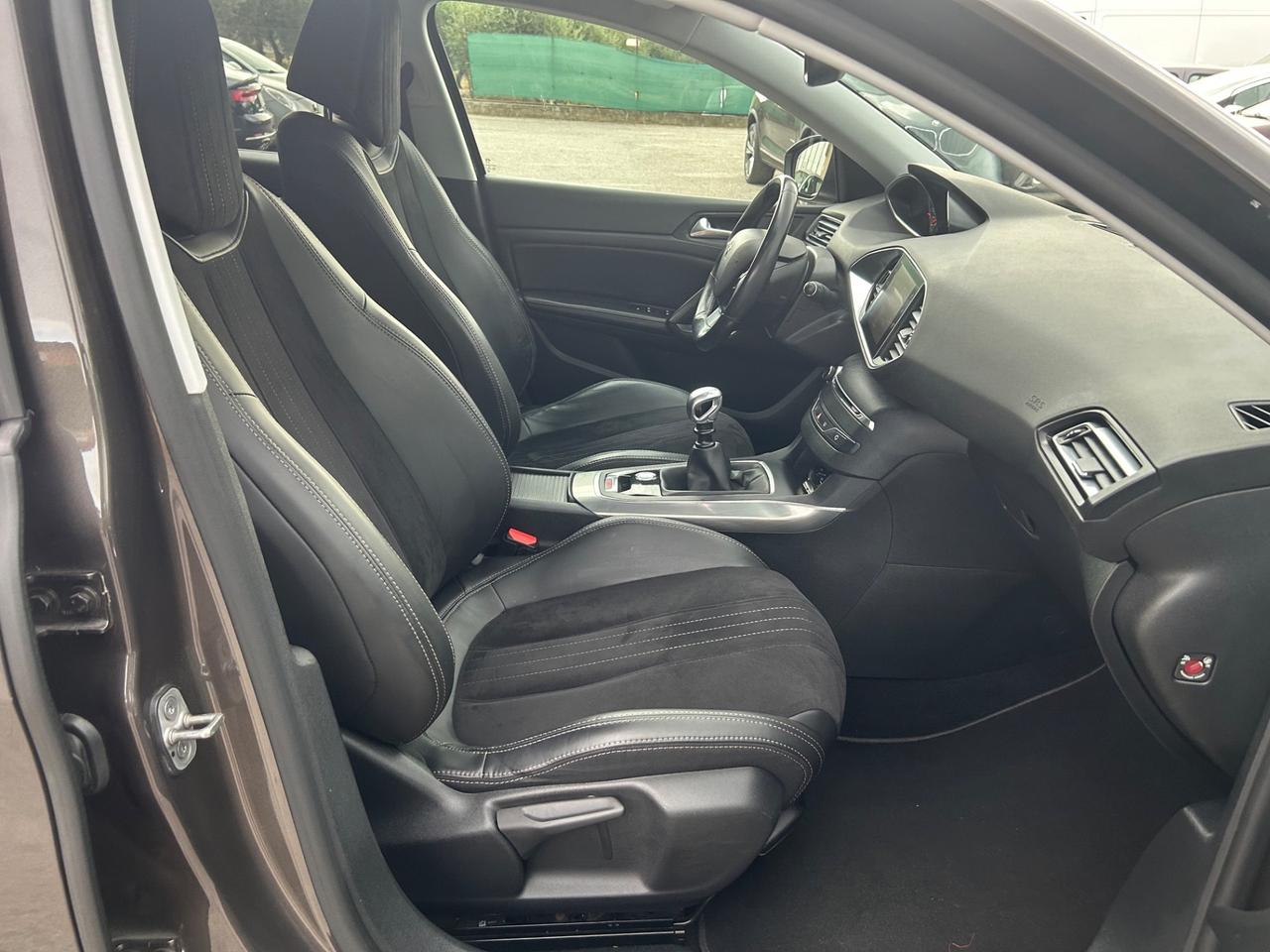 Peugeot 308 BlueHDi 120 S&S GT Line 110000km