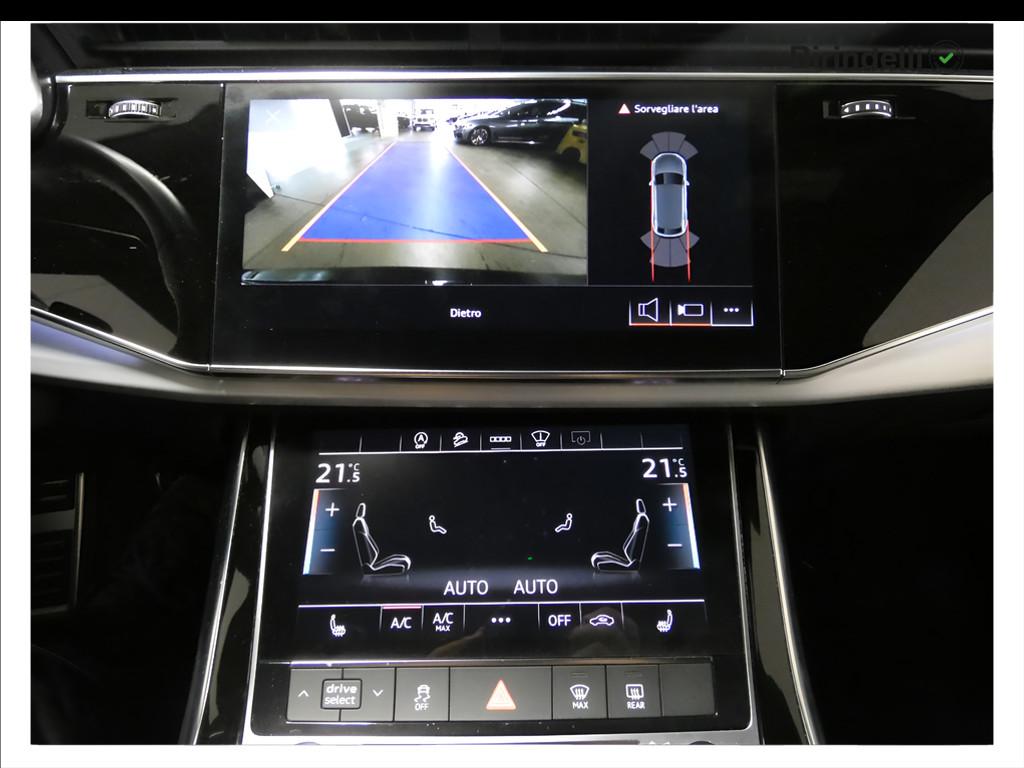 AUDI Q8 - Q8 50 TDI 286 CV quattro tiptronic Sport