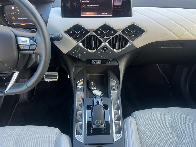 DS DS3 PURETECH 130 AUT. RIVOLI