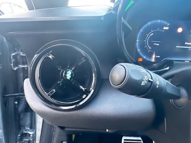 Alfa Romeo Junior 1.2 145 CV Hybrid eDCT6 Speciale