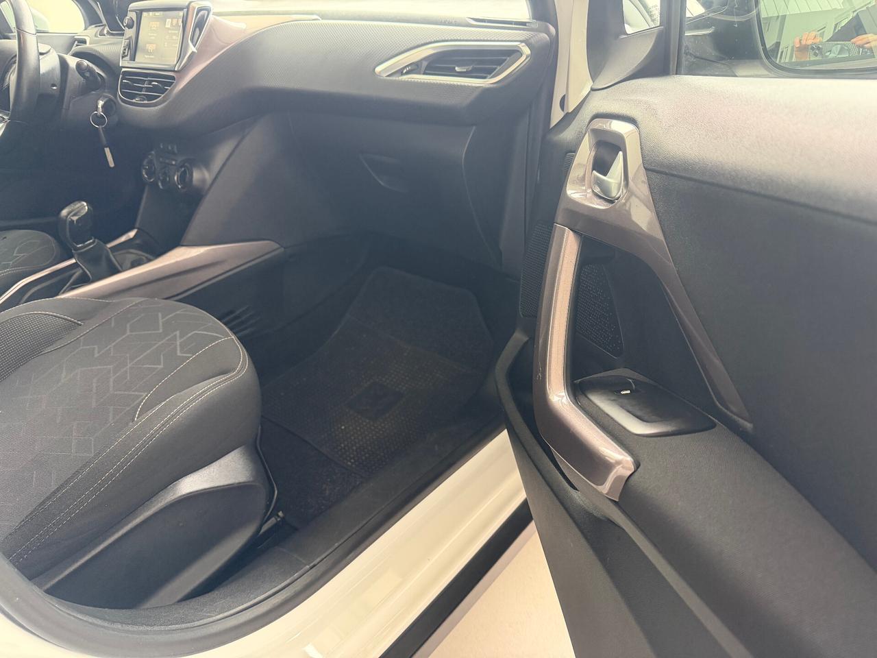 Peugeot 2008 PureTech 82 Active