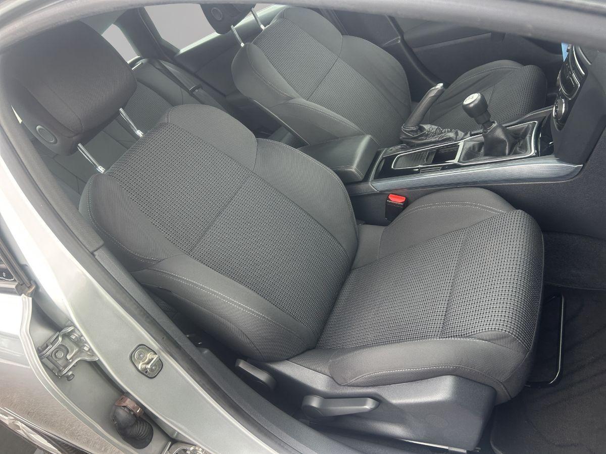 PEUGEOT - 508 SW SW 2.0 hdi Allure navi 140cv my15