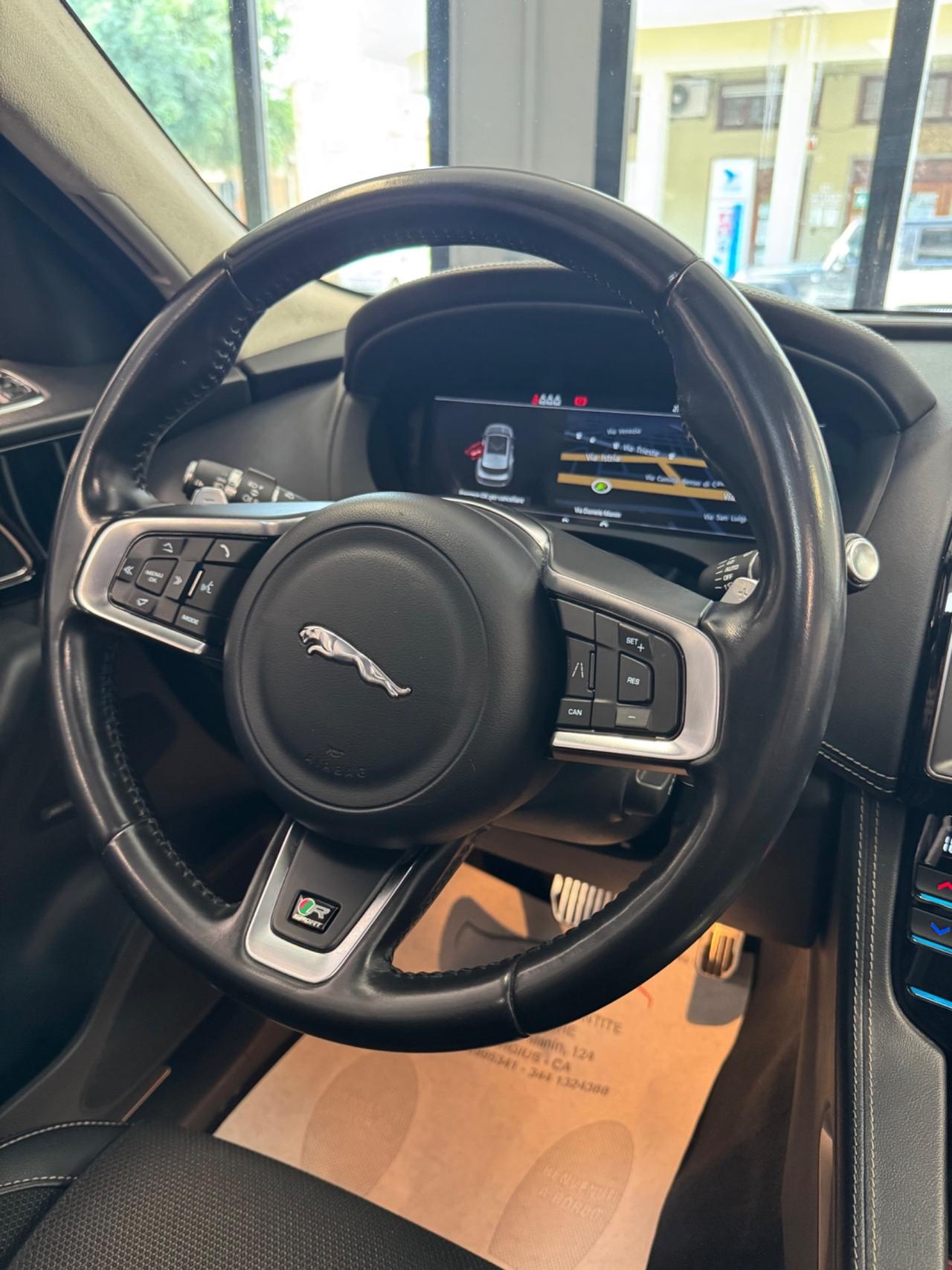 Jaguar F-Pace 2.0 D 180 CV R-Sport Tetto Apribile
