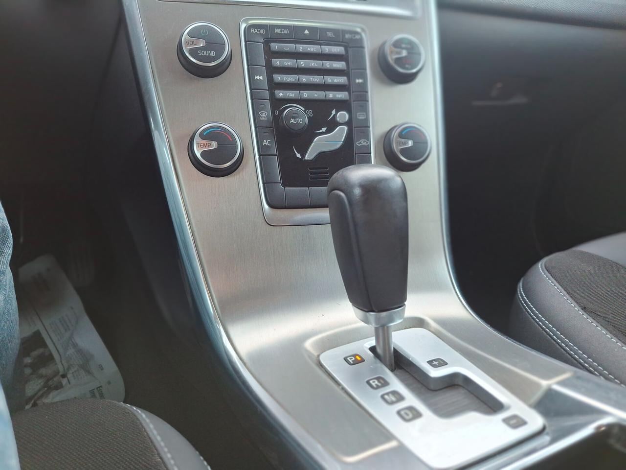 Volvo XC 60 XC60 D3 Geartronic Momentum