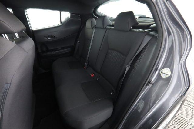 TOYOTA C-HR C-HR 1.8 Hybrid E-CVT Business