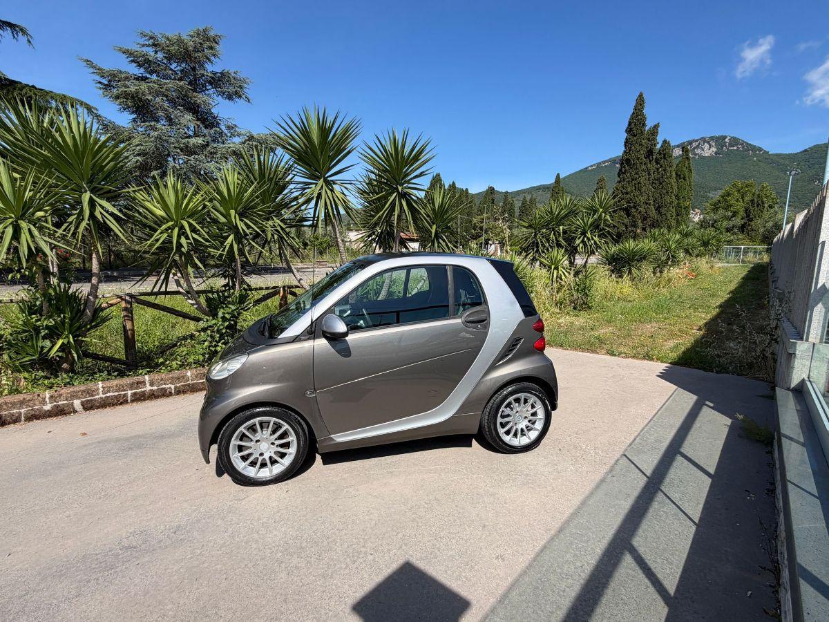 SMART - Fortwo - 800 33 kW coupé passion cdi