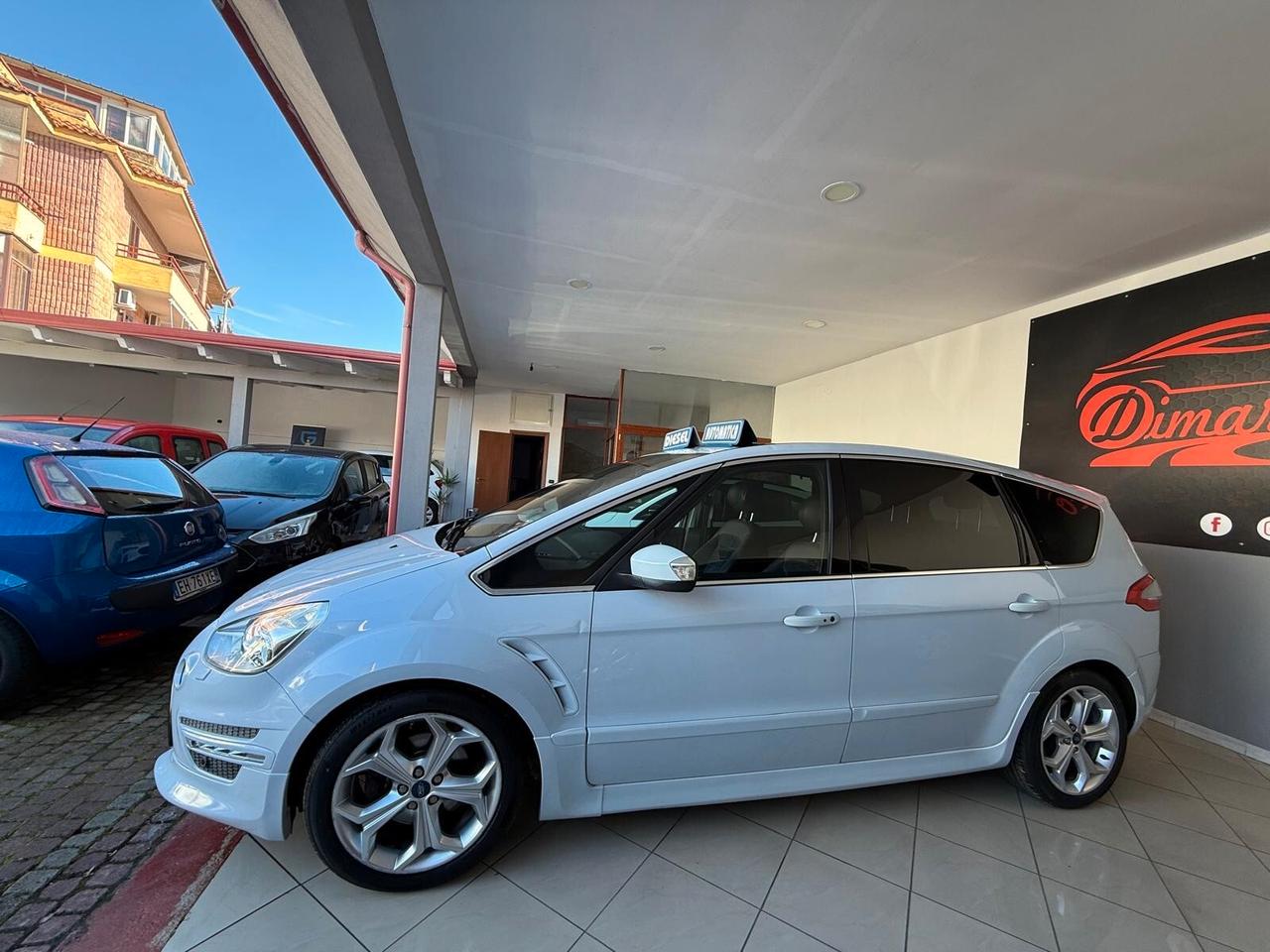 FORD S-MAX 2.0 DIESEL 7 POSTI 2012