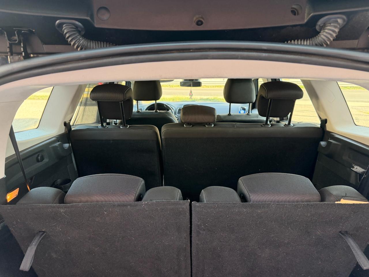 Renault Grand Scenic dCi 8V 110 CV Energy Sport Edition2