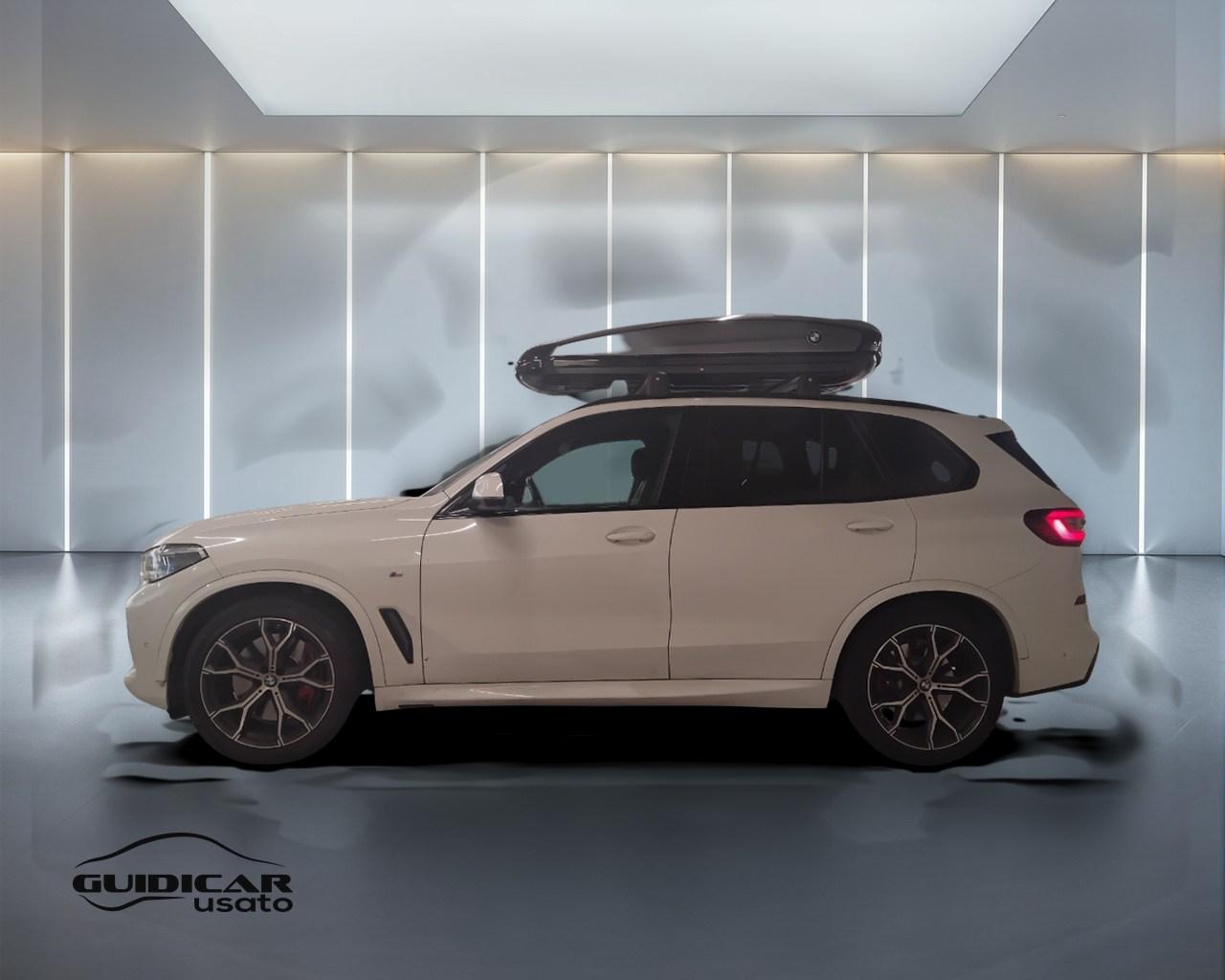 BMW X5 G05 2018 - X5 xdrive40d mhev 48V Msport auto 7p.ti