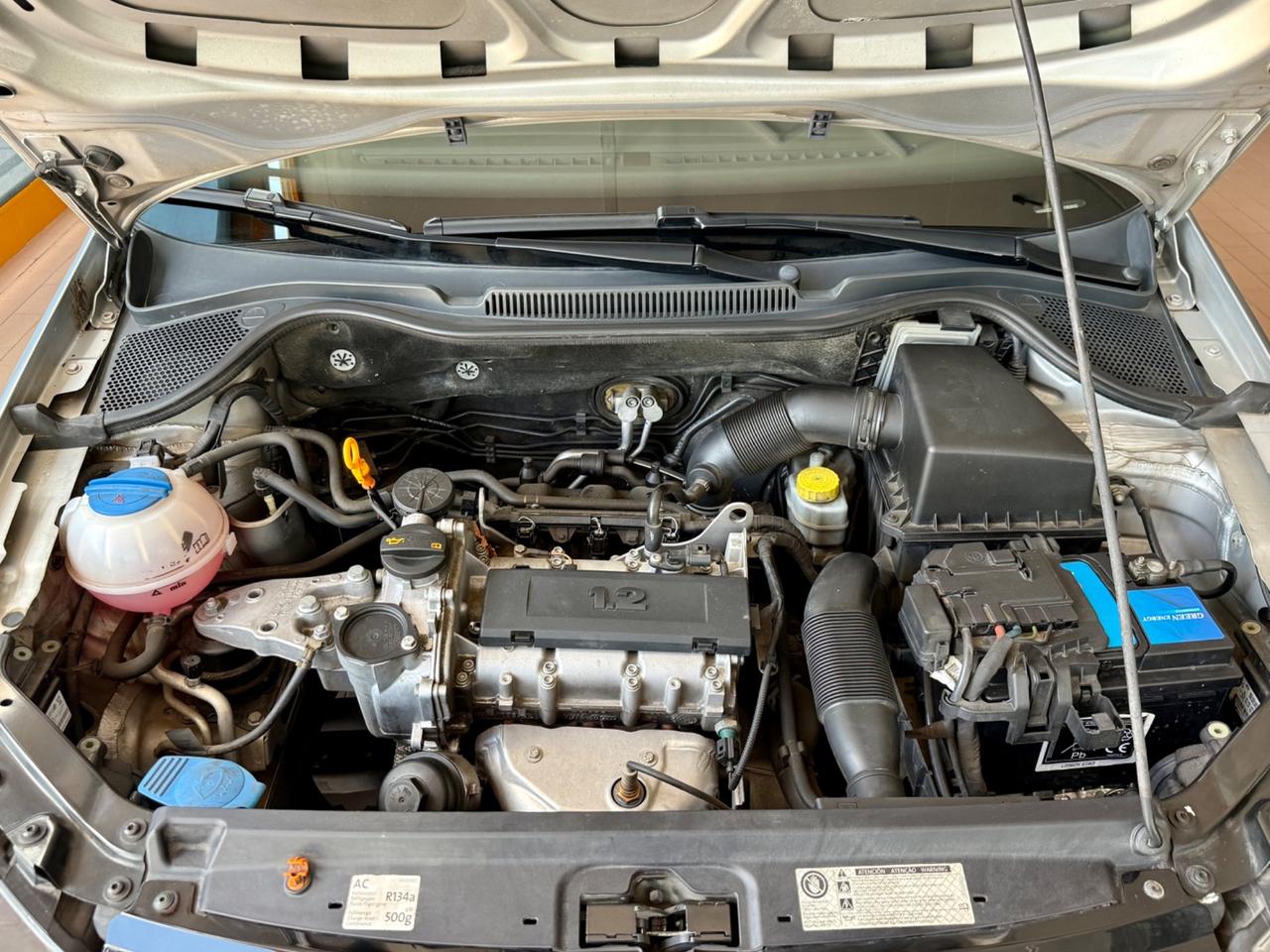 VW Polo 1.2 benzina 69cv Neopatentati