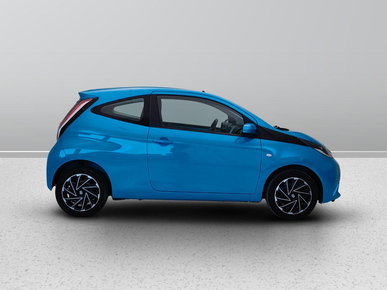TOYOTA Aygo II 2014 - Aygo 3p 1.0 x-cool my15