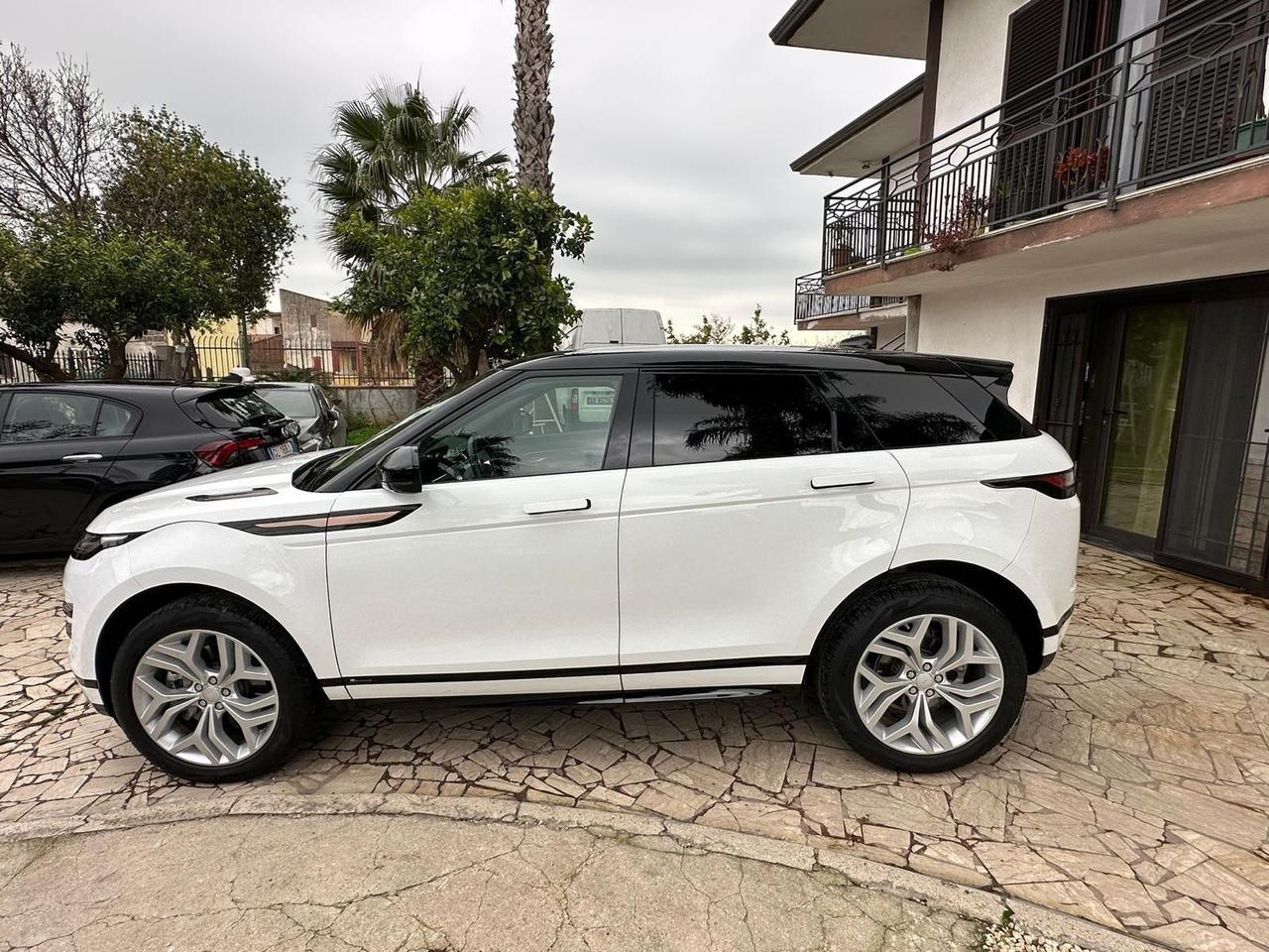 Land Rover Range Evoque 2.0D R-Dinamic 150 CV AWD Auto SE