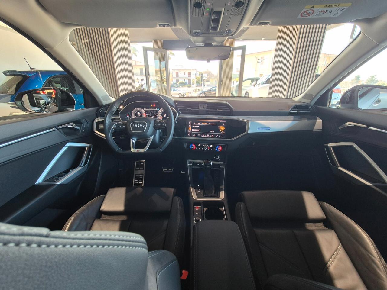 Audi Q3 35 TDI S tronic Sline edition IDENTITY BLACK