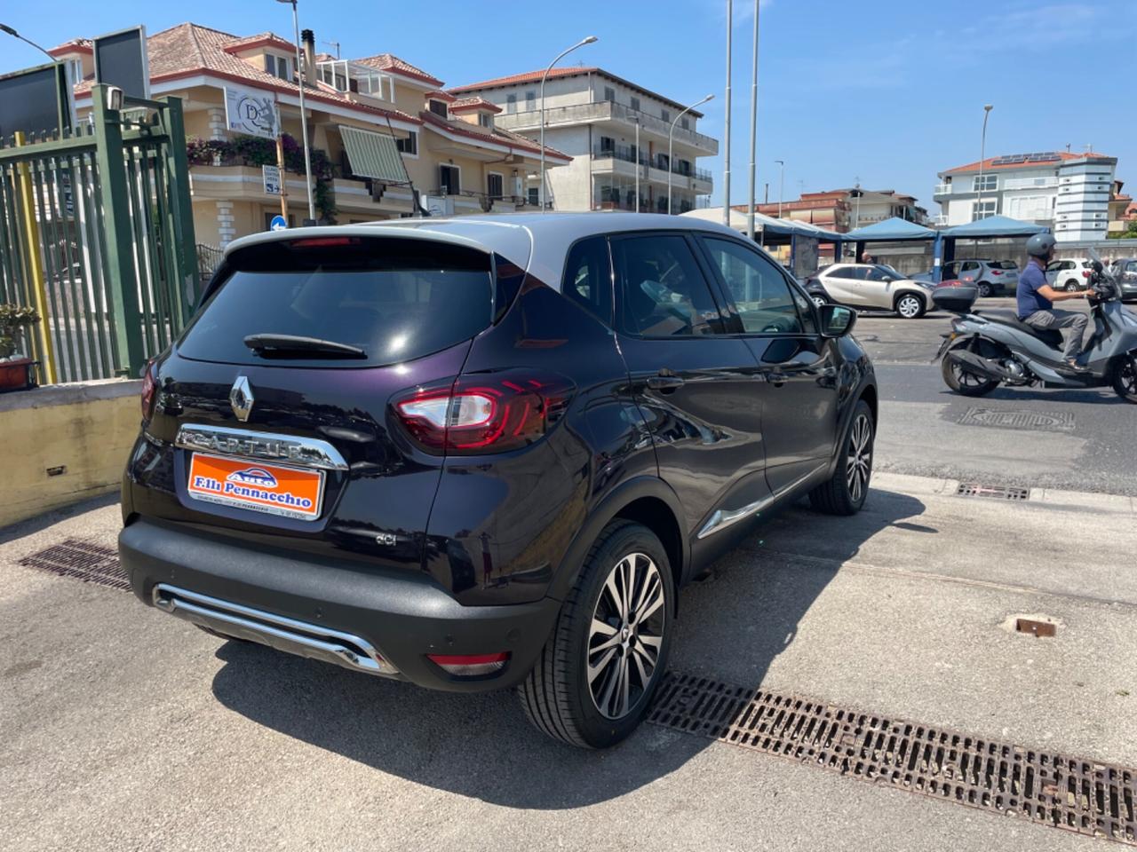 RENAULT CAPTUR INITIALE PARIS 1.5 DIESEL 110 (CV) 2017