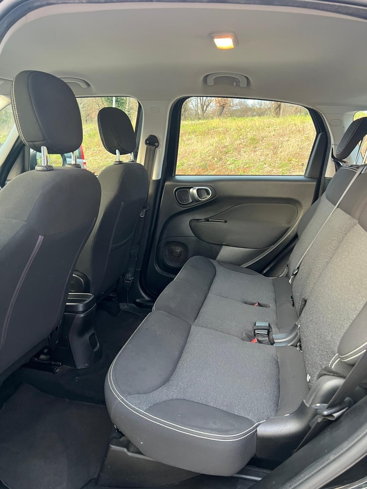 Fiat 500L 1.4 95 CV Lounge neopatentati rate