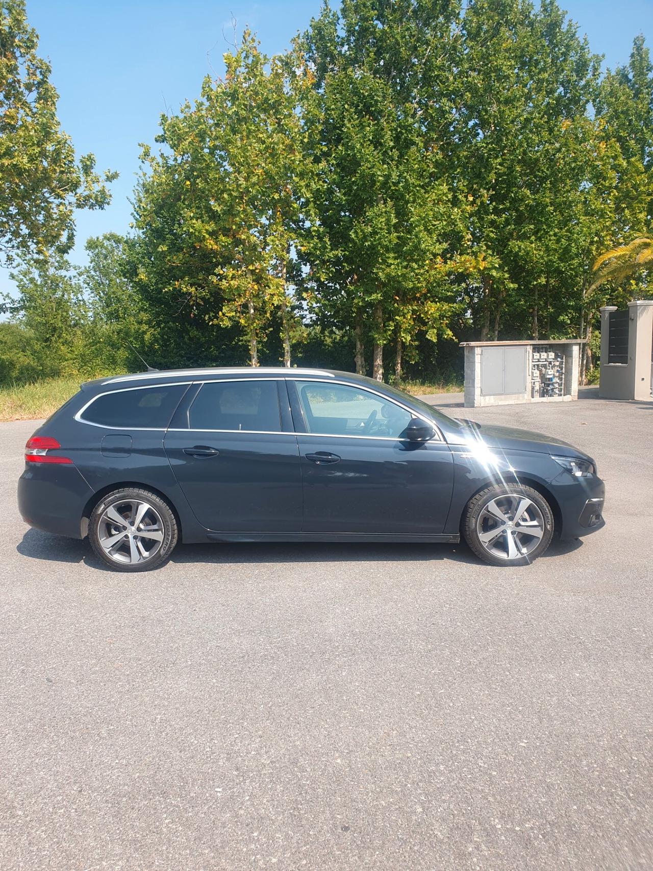 Peugeot 308 BlueHDi 130 S&S EAT8 SW GT Line