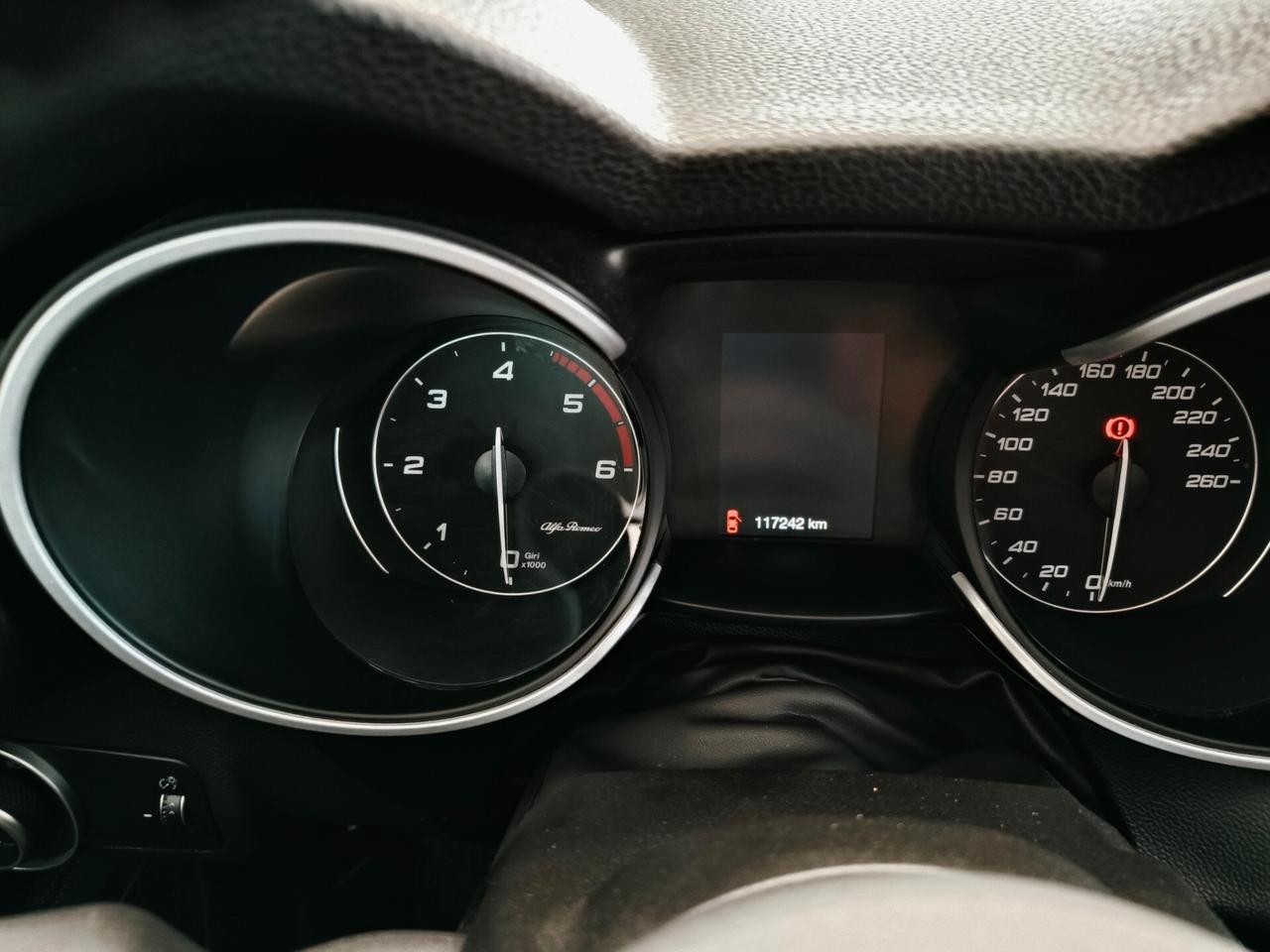 Alfa Romeo Stelvio 2.2 Turbodiesel 160 CV AT8 RWD Business