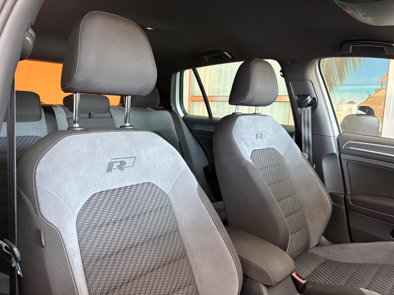 Volkswagen Golf 1.5 TSI ACT DSG R LINE PERMUTE FINANZIAMENTI