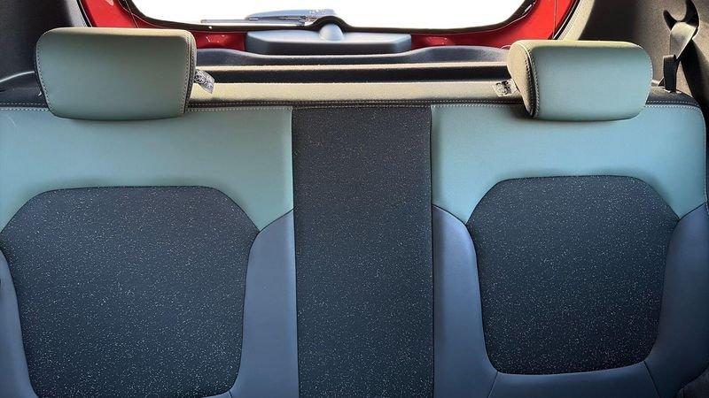 Dacia Spring Extreme Electric 65